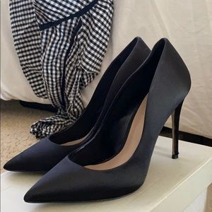 Aldo black stilettos